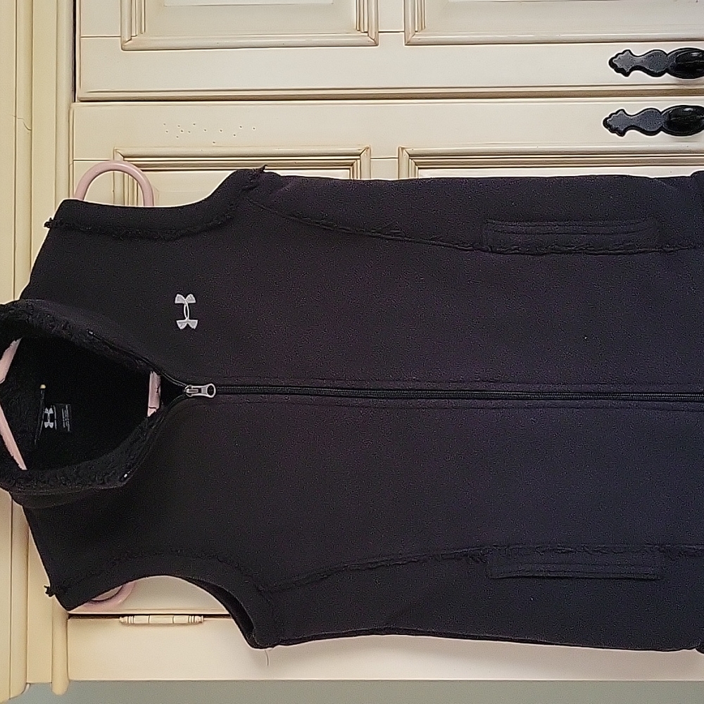 Womens Under Armour Fleece/Sherpa vest XS black